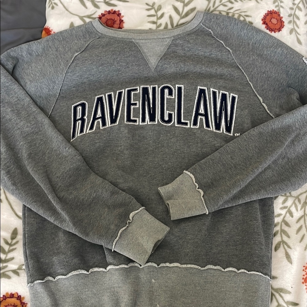 Universal Harry Potter Ravenclaw Sweater